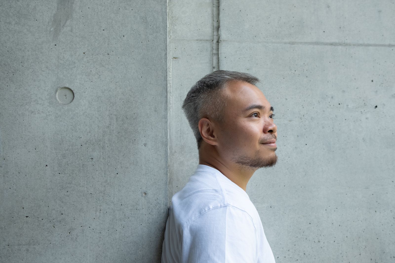Jacob 望向遠方